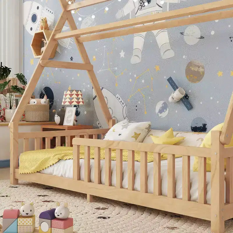 Lit cabane jumeau avec lumière, lit cabane au sol avec clôture et toit, conception de sécurité